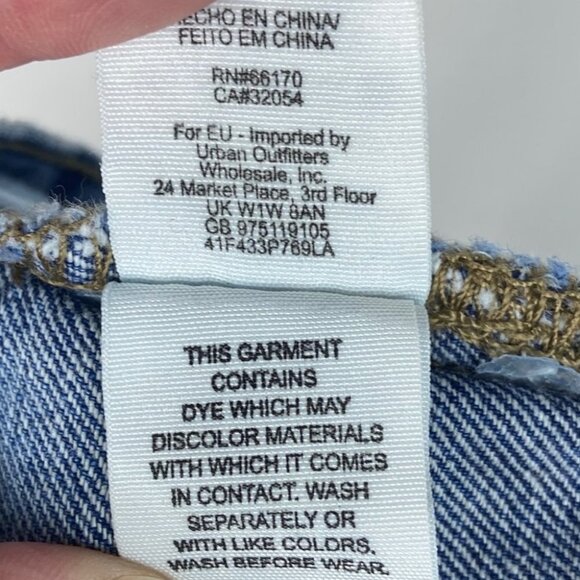 Free People Button Fly Sharkbite Hem Blue Denim Cutoff Shorts Size 24 Denim Boho - Picture 8 of 13